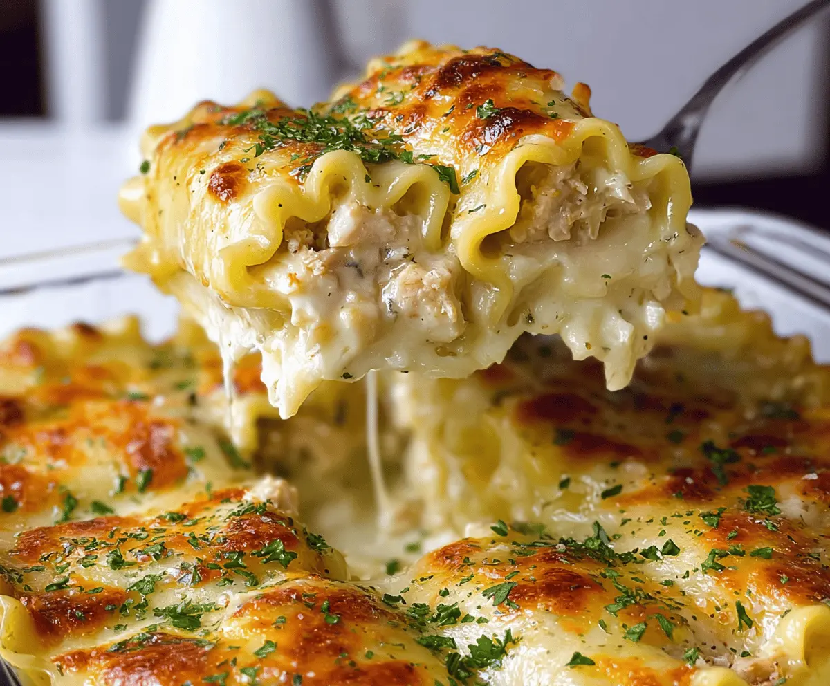 Easy Cheesy Chicken Alfredo Lasagna Rolls